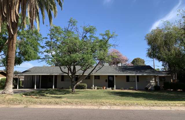 1820 E ROSE Lane Gallery 2