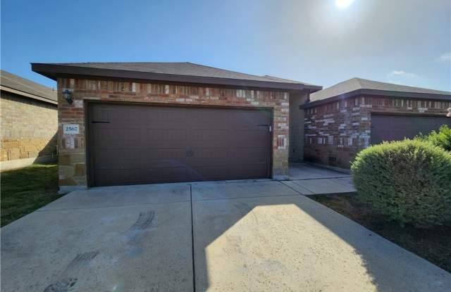 2567 Pahmeyer Road photos photos