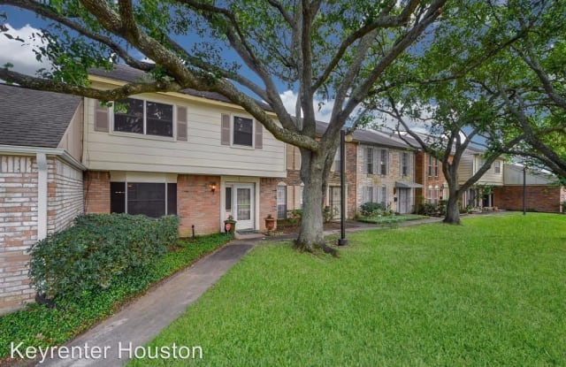 10837 Sandpiper Dr - 10837 Sandpiper Dr, Houston, TX 77096