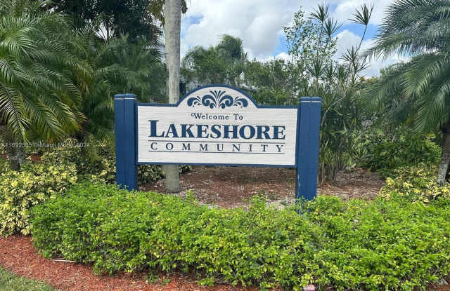 1400 Jefferson Dr - 1400 Jefferson Drive, Homestead, FL 33034