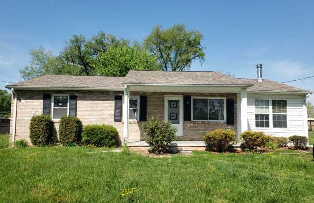 3 Bedroom / 1.5 Bath Home ♦ Johnson City TN Gallery 1