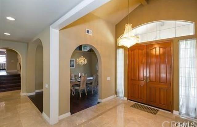 2531 Braided Mane Drive Gallery 4