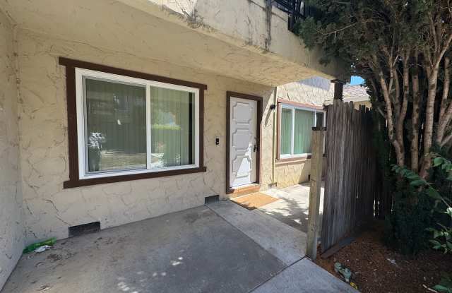 1267 West McKinley Avenue - 2 photos photos