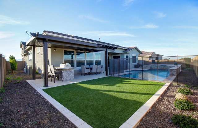 5313 N 145TH Drive Gallery 4