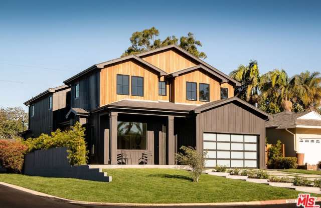 12561 Westminster Ave photos photos