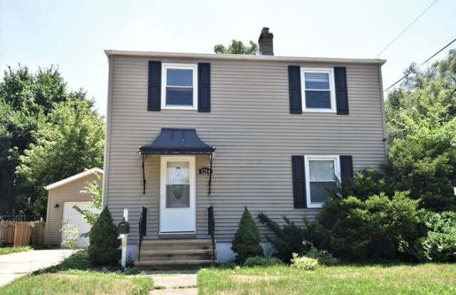1214 Woodlawn Boulevard - 1214 Woodlawn Boulevard, South Bend, IN 46616