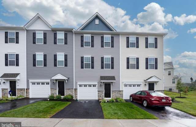 412 RIDGEWOOD Drive Gallery 1