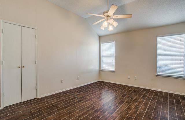315 Mcmurtry Drive Gallery 3