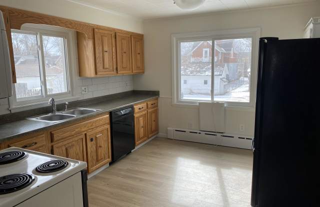532 South 10th St - 532 South 10th Avenue West, Virginia, MN 55792
