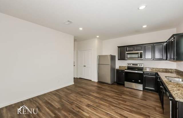 6008 Mojave Drive Gallery 4