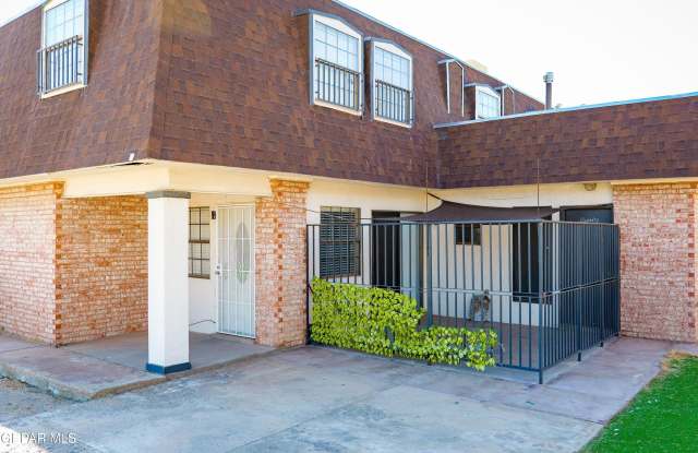 10818 IVANHOE Drive unit: B - 10818 Ivanhoe Drive, El Paso, TX 79935