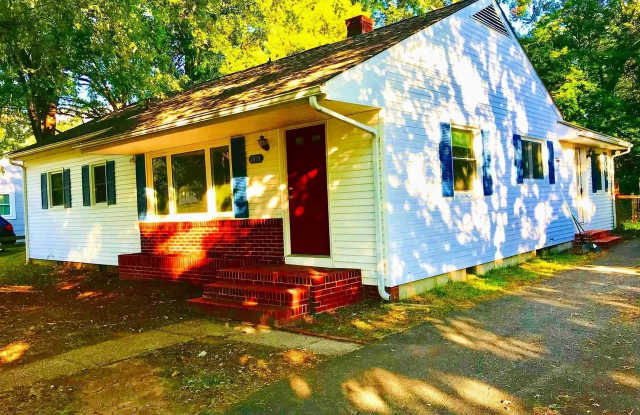 1315 Westchester Street photos photos