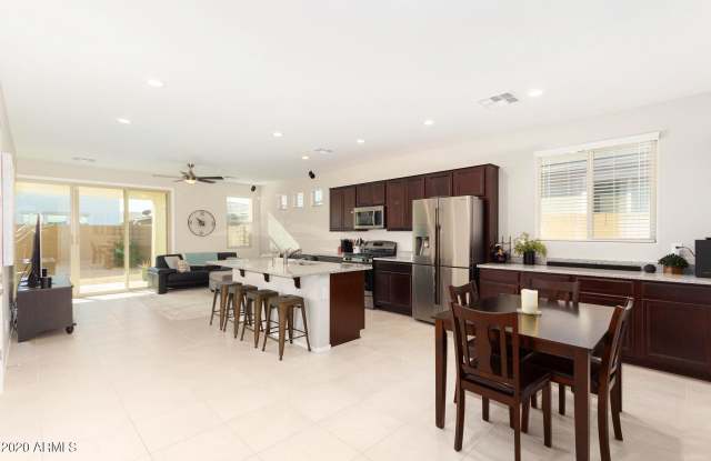 20951 E SWAN Drive Gallery 4