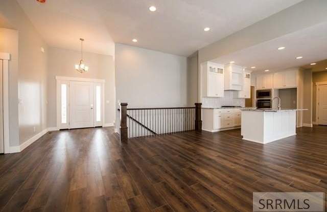 5011 Rock Hollow Lane Gallery 3