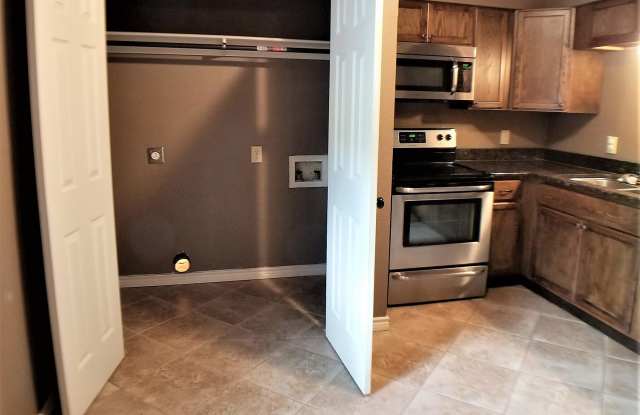608 Rosedale Street - B Gallery 3
