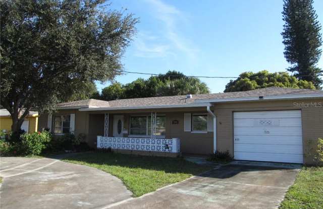 3598 22ND AVENUE N - 3598 22nd Avenue North, St. Petersburg, FL 33713