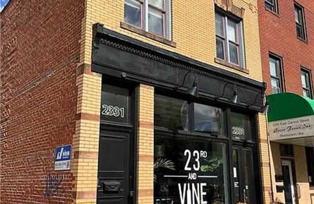 3Bed/1Bath on East Carson Street photos photos