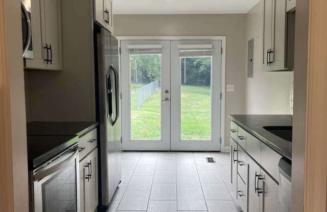 6321 Thunderbird Dr photos photos