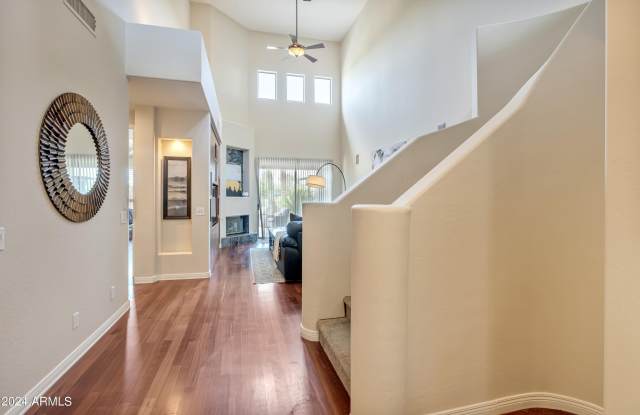 15240 N CLUBGATE Drive Gallery 4
