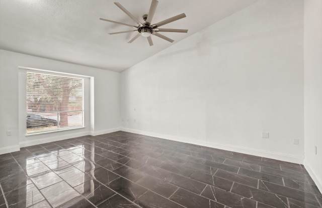 8414 Zodiac Drive Gallery 3