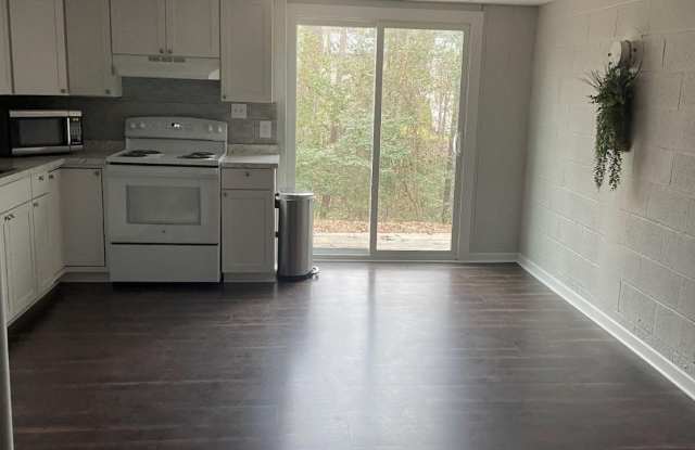 12632 WESTERN Circle Gallery 4