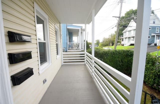 15 Cooley Street - 15 Cooley Street, Pleasantville, NY 10570
