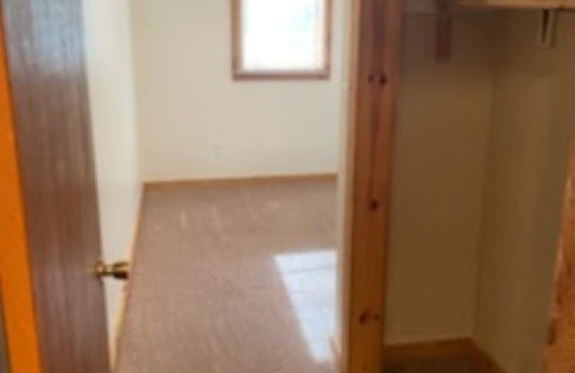 2001 1/2 Ohio Ave Gallery 4