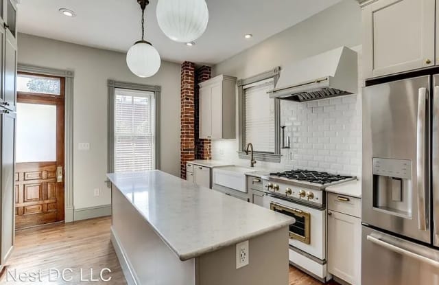 817 8th St Ne - 817 8th Street Northeast, Washington, DC 20002
