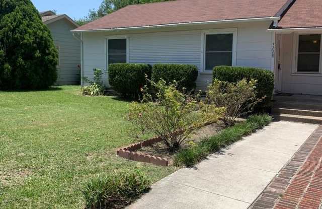 4228 Surrey St - 4228 Surrey Street, Fort Worth, TX 76133