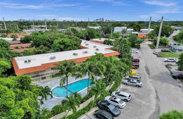 1125 NE 16th Pl photos photos