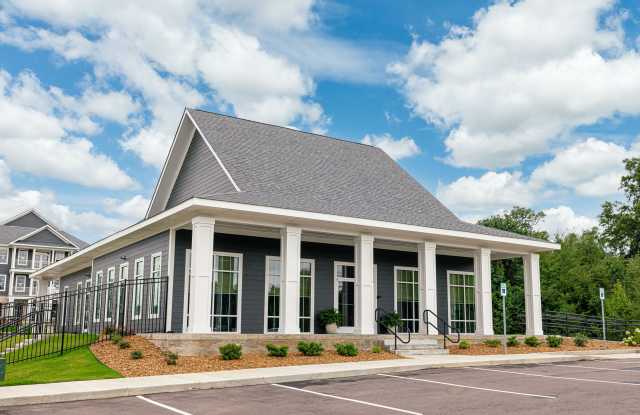 Shadow Creek West New Apartments Gallery 2