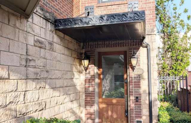 Furnished Home in Deep Deuce Gallery 3