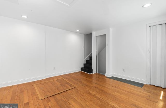 8 BRISTOW Place Gallery 3