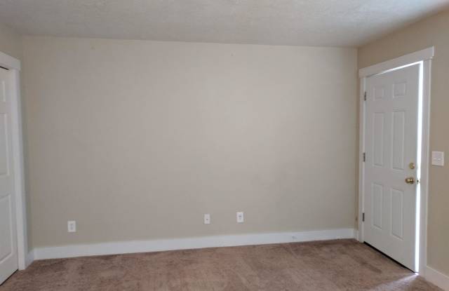 2 Big River Road - 1 Gallery 4