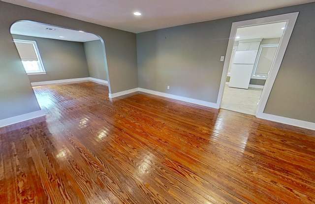 Single Family Farm Home Gallery 3