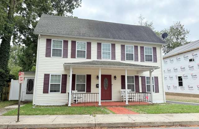 1 W LIBERTY Street - 1 West Liberty Street, Harrington, DE 19952