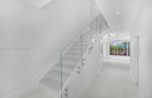 21391 Marina Cove Circle Gallery 1