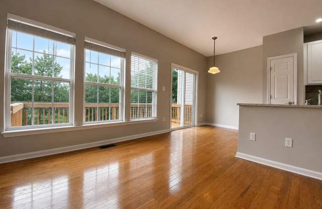 21002 KITTANNING Lane Gallery 4