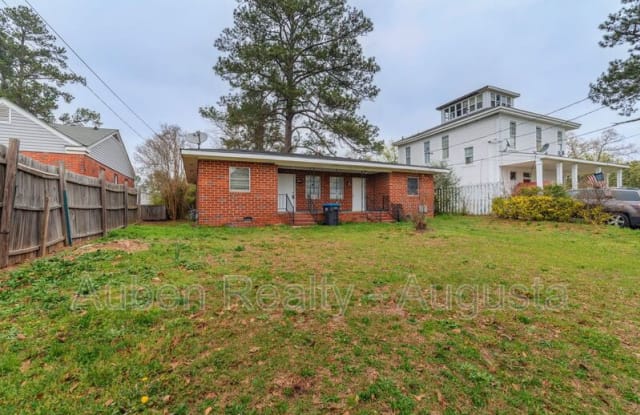 2165 1/2 Telfair Street photos photos