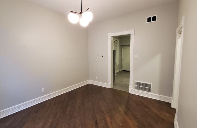 2120 West Lyndale Street Gallery 2