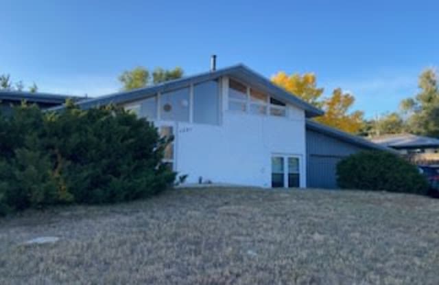1221 La Veta Way photos photos
