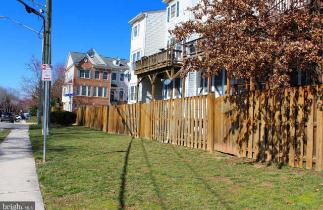 3383 BEECHCLIFF DRIVE Gallery 2