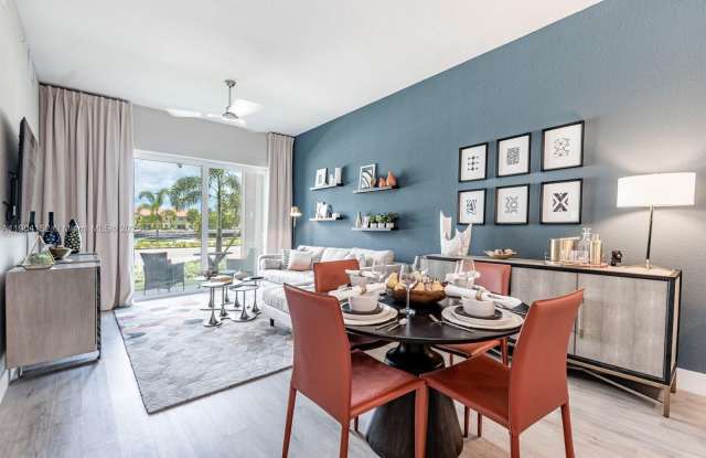 9125 W COMMERCIAL BLVD photos photos