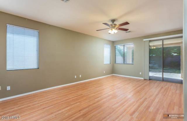 2111 E BELLERIVE Place Gallery 2