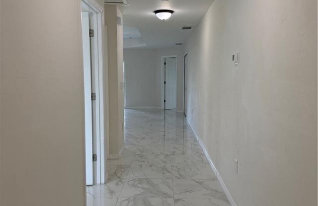4715 26th Street SW Gallery 2