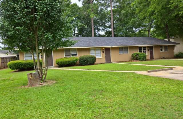 1718 Kings Chapel Road - A photos photos