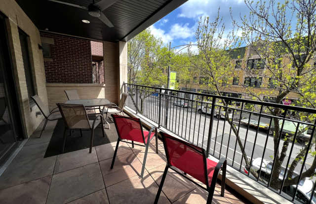 3714 North Southport Avenue - 3 photos photos