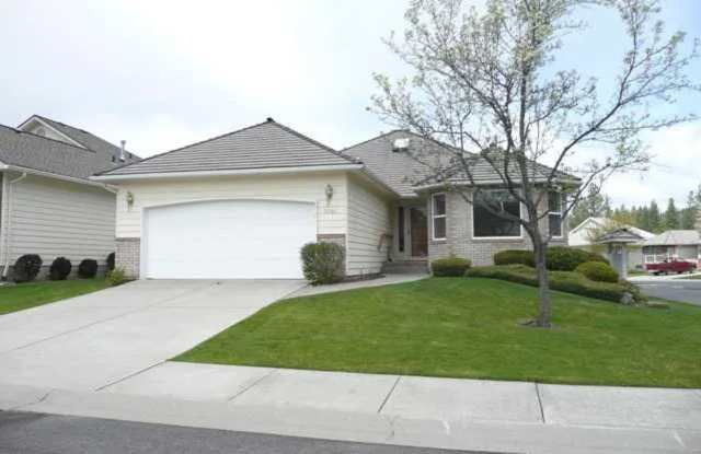 3 Bed 3 Bath Home in Desirable Latah Creek next to Qualchan Golf Course photos photos