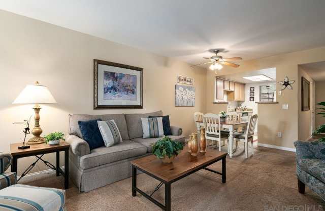 12095 Alta Carmel Ct #6 Gallery 4