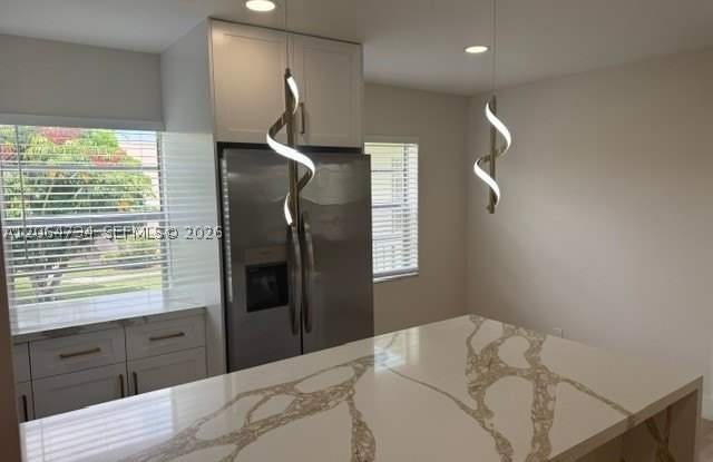 862 Flanders R Gallery 3